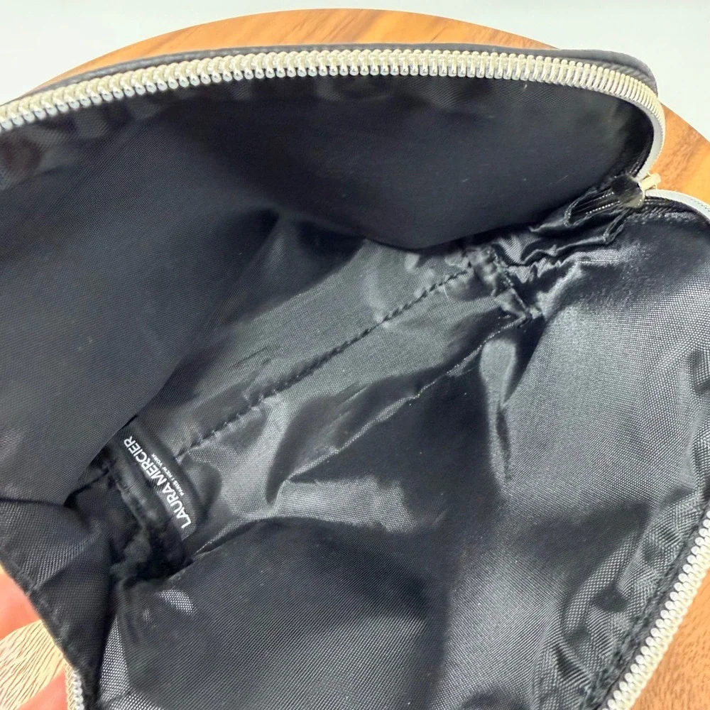 Laura Mercier Black Pebbled Faux Leather Cosmetic Makeup‎ Bag Pouch Zip Top